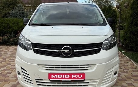 Opel Vivaro, 2021 год, 3 100 000 рублей, 6 фотография