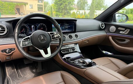Mercedes-Benz E-Класс, 2019 год, 5 520 000 рублей, 12 фотография