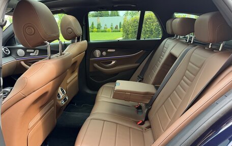 Mercedes-Benz E-Класс, 2019 год, 5 520 000 рублей, 11 фотография