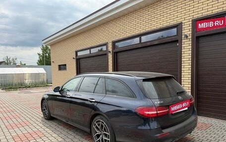 Mercedes-Benz E-Класс, 2019 год, 5 520 000 рублей, 6 фотография
