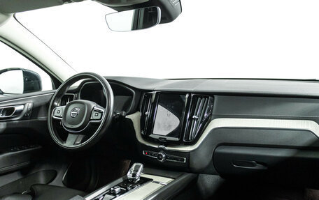 Volvo XC60 II, 2021 год, 4 329 898 рублей, 9 фотография