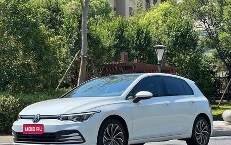 Volkswagen Golf VIII, 2021 год, 1 600 000 рублей, 1 фотография