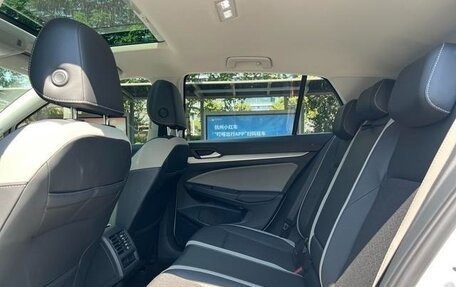 Volkswagen Golf VIII, 2021 год, 1 600 000 рублей, 10 фотография
