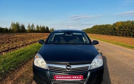 Opel Astra H, 2011 год, 799 999 рублей, 9 фотография