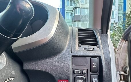 Toyota Rush II, 2006 год, 850 000 рублей, 25 фотография