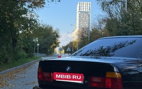 BMW 5 серия, 1992 год, 550 000 рублей, 3 фотография