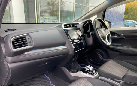 Honda Fit III, 2018 год, 1 070 000 рублей, 21 фотография
