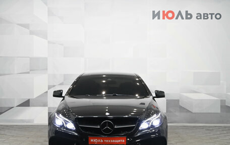 Mercedes-Benz E-Класс, 2013 год, 1 800 000 рублей, 2 фотография