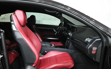 Mercedes-Benz E-Класс, 2013 год, 1 800 000 рублей, 10 фотография