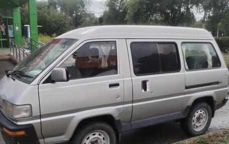 Toyota Lite Ace III, 1991 год, 356 000 рублей, 5 фотография
