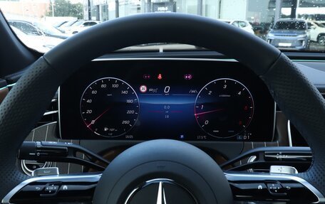 Mercedes-Benz E-Класс, 2025 год, 11 000 000 рублей, 15 фотография