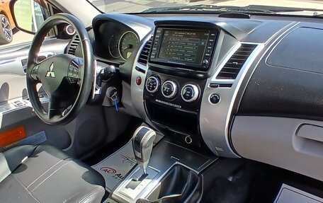 Mitsubishi Pajero Sport II рестайлинг, 2012 год, 1 485 000 рублей, 19 фотография