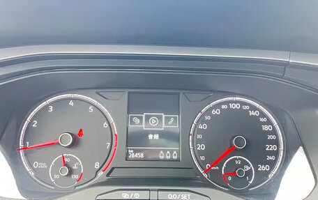 Volkswagen Polo, 2021 год, 1 240 000 рублей, 10 фотография
