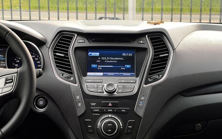 Hyundai Santa Fe III рестайлинг, 2012 год, 1 929 000 рублей, 23 фотография