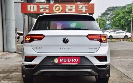 Volkswagen T-Roc I, 2022 год, 1 680 000 рублей, 6 фотография