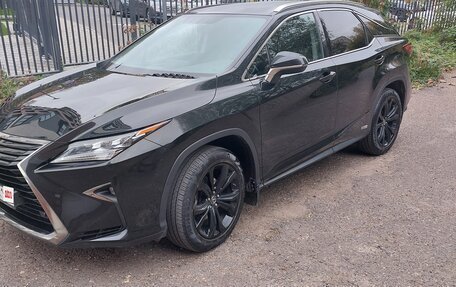 Lexus RX IV рестайлинг, 2018 год, 3 750 000 рублей, 1 фотография