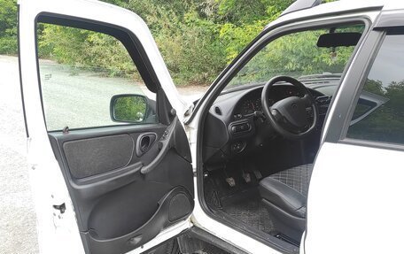 Chevrolet Niva I рестайлинг, 2011 год, 465 000 рублей, 9 фотография