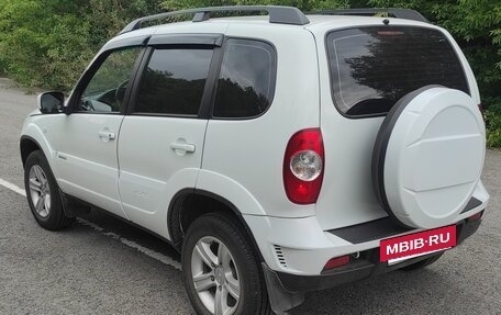 Chevrolet Niva I рестайлинг, 2011 год, 465 000 рублей, 6 фотография
