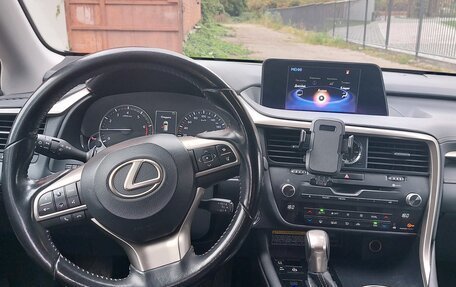Lexus RX IV рестайлинг, 2018 год, 3 750 000 рублей, 17 фотография