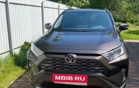 Toyota RAV4, 2020 год, 3 500 000 рублей, 4 фотография