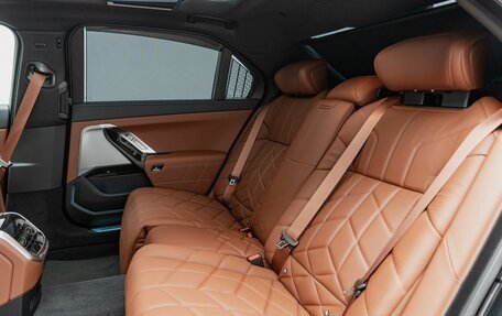 BMW 7 серия, 2025 год, 19 950 000 рублей, 28 фотография