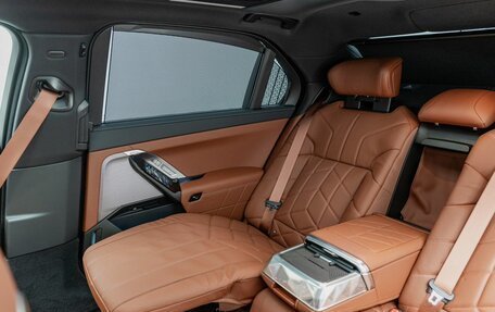 BMW 7 серия, 2025 год, 19 950 000 рублей, 30 фотография