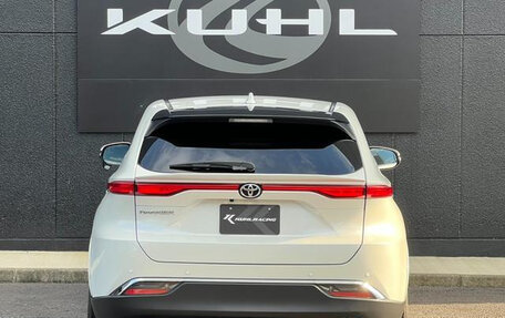 Toyota Harrier, 2021 год, 2 689 800 рублей, 3 фотография