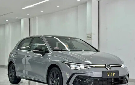 Volkswagen Golf VIII, 2021 год, 1 630 000 рублей, 2 фотография