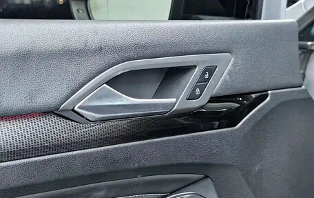 Volkswagen Golf VIII, 2021 год, 1 630 000 рублей, 14 фотография