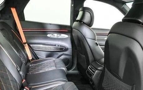 Genesis GV70, 2025 год, 7 300 000 рублей, 8 фотография