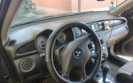 Mitsubishi Outlander III рестайлинг 3, 2007 год, 840 000 рублей, 4 фотография