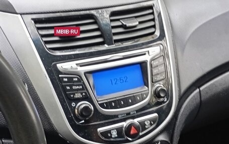 Hyundai Solaris II рестайлинг, 2013 год, 370 000 рублей, 6 фотография