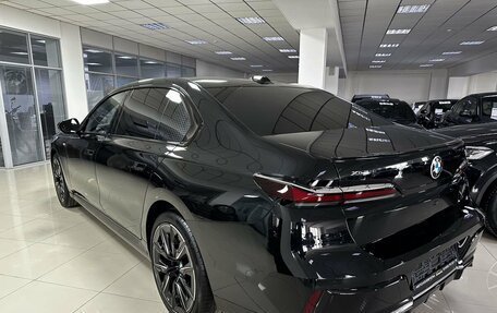 BMW 7 серия, 2023 год, 17 000 000 рублей, 6 фотография