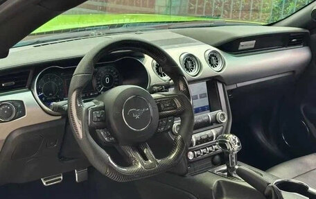 Ford Mustang VI рестайлинг, 2021 год, 2 200 500 рублей, 8 фотография