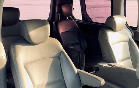 Hyundai Grand Starex Grand Starex I рестайлинг 2, 2011 год, 1 300 000 рублей, 7 фотография