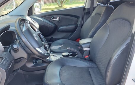 Hyundai ix35 I рестайлинг, 2011 год, 1 050 000 рублей, 11 фотография