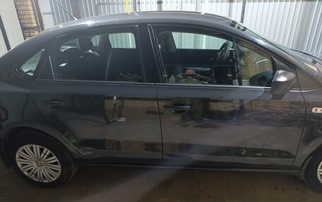 Volkswagen Polo VI (EU Market), 2015 год, 900 000 рублей, 5 фотография