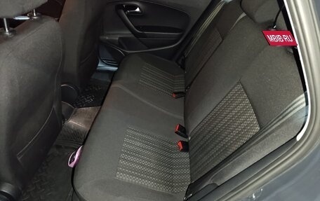 Volkswagen Polo VI (EU Market), 2015 год, 900 000 рублей, 7 фотография