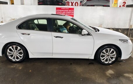 Honda Accord VIII рестайлинг, 2012 год, 1 400 000 рублей, 3 фотография