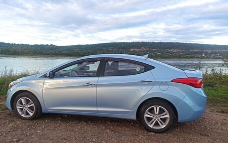 Hyundai Avante, 2011 год, 1 100 000 рублей, 3 фотография
