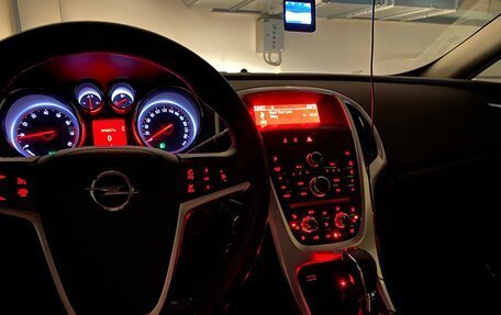 Opel Astra J, 2013 год, 1 750 000 рублей, 15 фотография