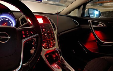 Opel Astra J, 2013 год, 1 750 000 рублей, 16 фотография