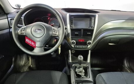 Subaru Forester, 2011 год, 820 000 рублей, 10 фотография