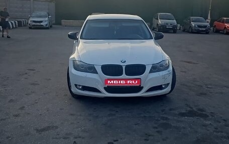 BMW 3 серия, 2011 год, 1 100 000 рублей, 1 фотография