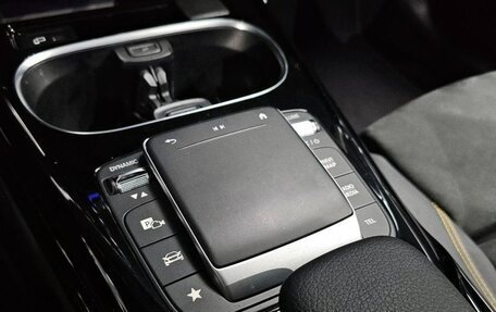 Mercedes-Benz CLA, 2022 год, 4 690 000 рублей, 17 фотография