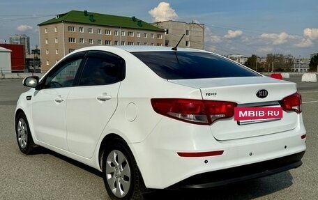 KIA Rio III рестайлинг, 2016 год, 760 000 рублей, 4 фотография