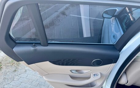 Mercedes-Benz GLC, 2017 год, 2 650 000 рублей, 17 фотография