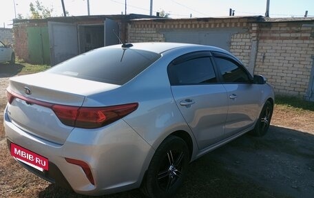 KIA Rio IV, 2017 год, 935 000 рублей, 5 фотография