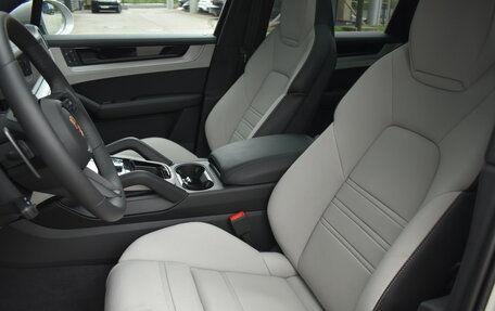 Porsche Cayenne III, 2025 год, 19 850 000 рублей, 15 фотография