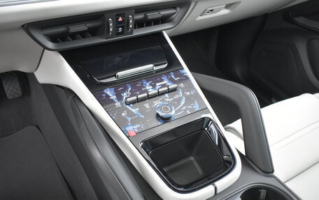 Porsche Cayenne III, 2025 год, 19 850 000 рублей, 23 фотография